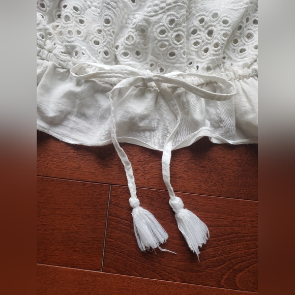 Japna White Cropped Off-Shoulder Shirt| Size S/P - Picture 3 of 8